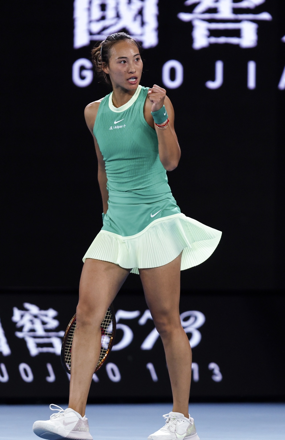 亚博- 重要助攻引发热议！，科维托娃在加拿大队比赛中重要助攻赢得满堂喝彩