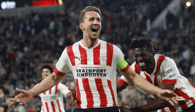 详细阅读:亚博-集结日突围战来临,埃因霍温围绕荷甲队长鼓劲,细节曝光,纪律约束更严格的简单介绍 亚博-集结日突围战来临,埃因霍温围绕荷甲队长鼓劲,细节曝光,纪律约束更严格的简单介绍