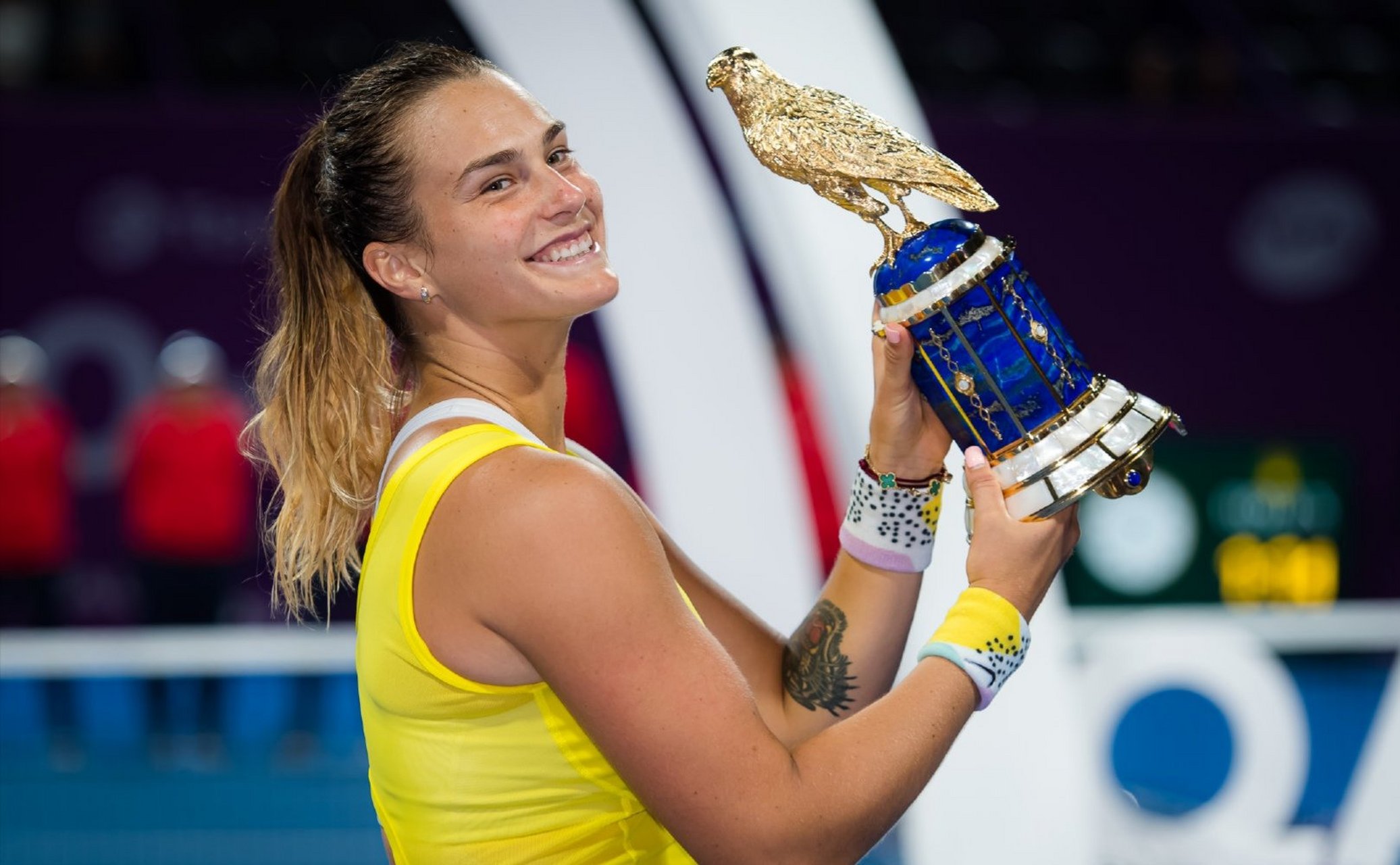 亚博- 科维托娃漂亮吗 