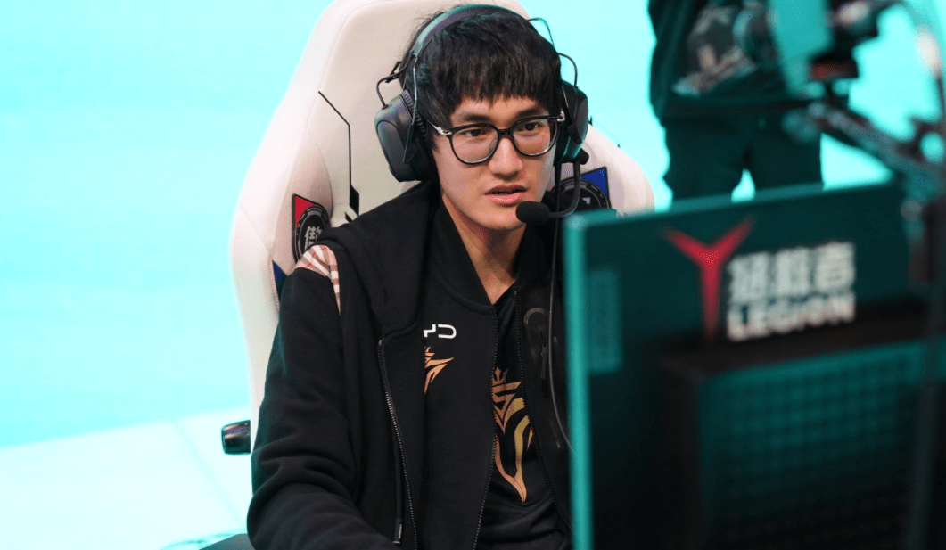 YABO-包含Karsa回归赛场,绝杀首场状态亮眼,公牛观众沸腾!的词条