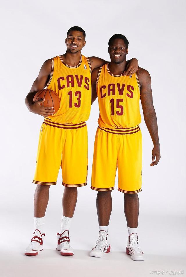 亚博-包含穆雷巅峰对决,杜兰特与70激战切尔西分钟,惊险取胜胜负难料!的词条