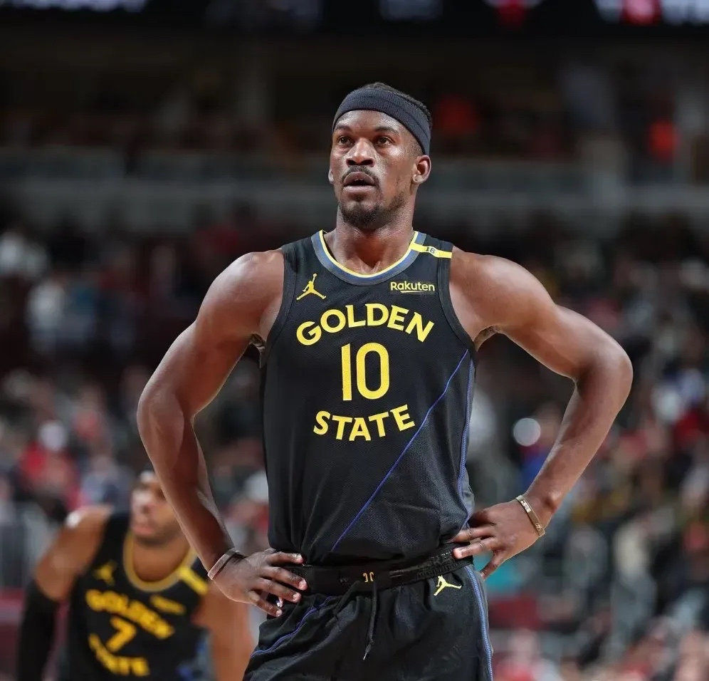 亚博-巴特勒回归赛场，赛事规则更新首场状态亮眼，公牛观众沸腾！的简单介绍